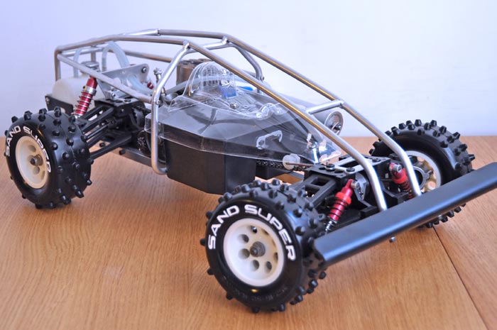 Kyosho-Vanning-Overall-Front-Right-2